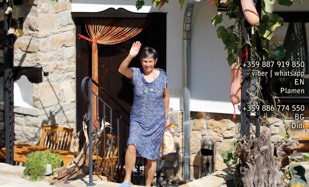 Guest House Epochs Since 1871 Lyaskovets Esterno foto